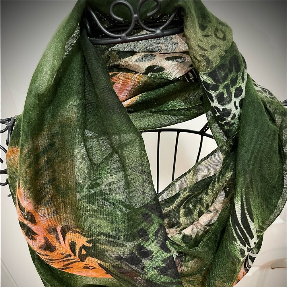 ‘Infinity Scarf ”Playful, Sporty, Adventurous, Dress It Up, Easy to wear!